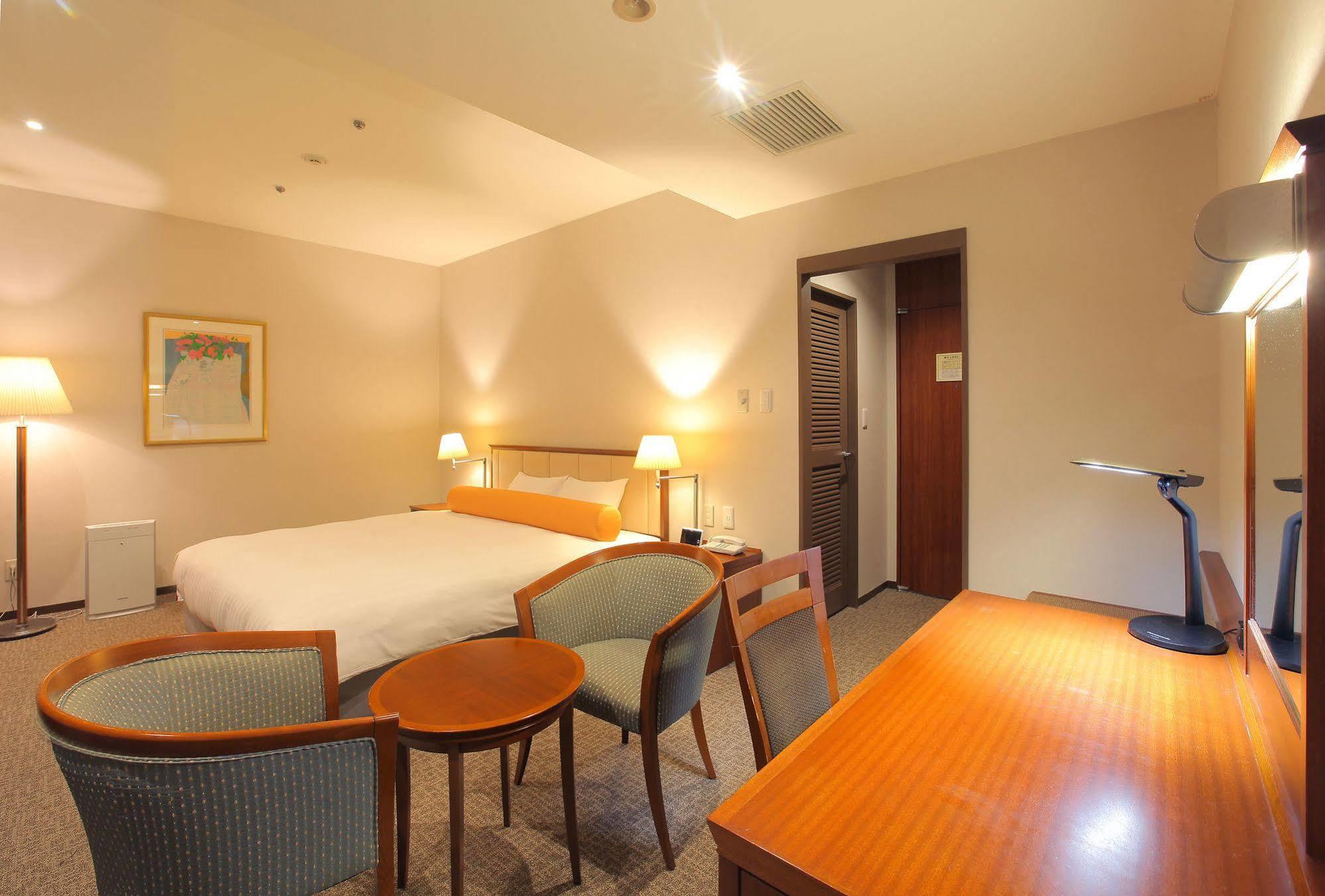 Odakyu Station Hotel Hon-Acugi Kültér fotó