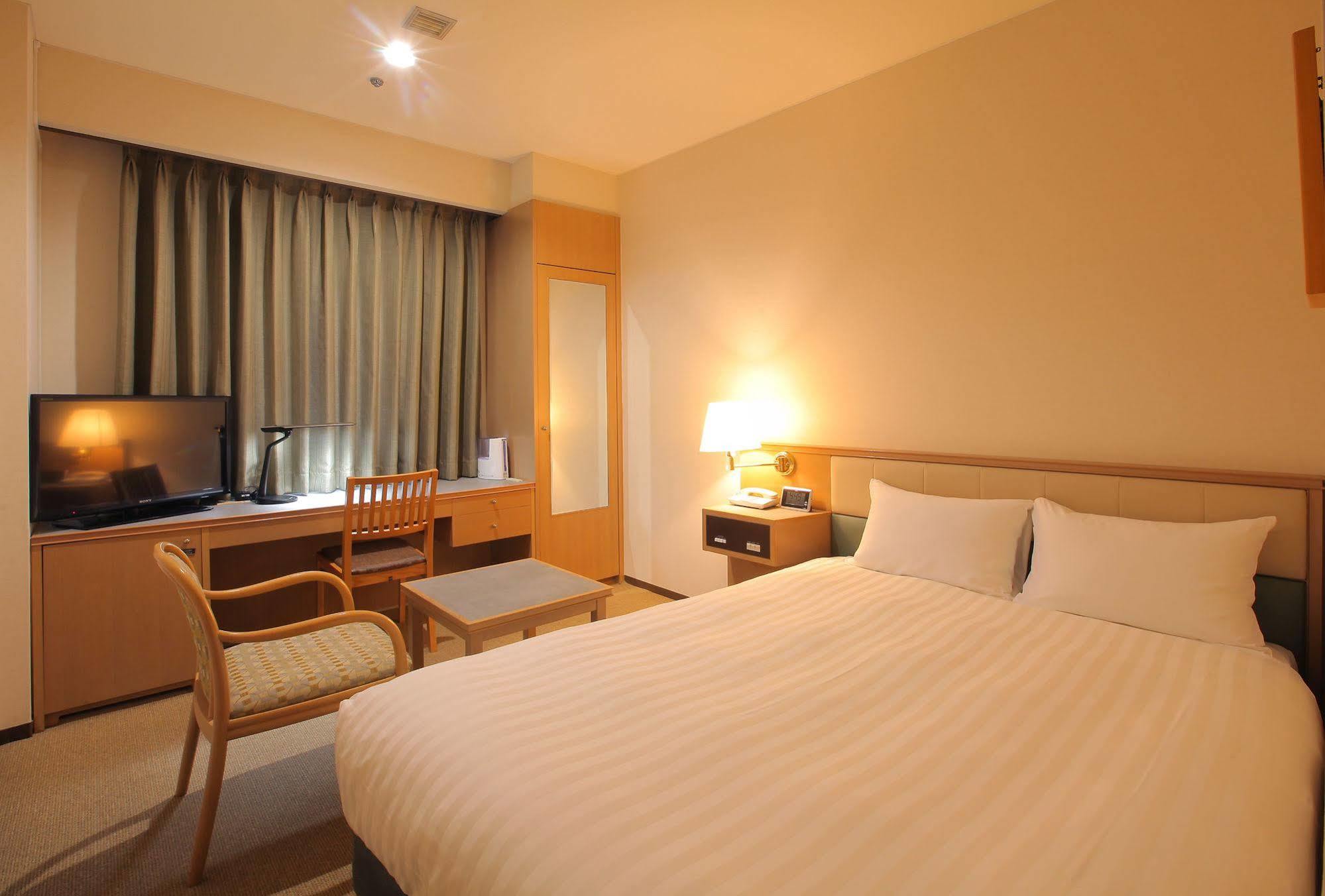 Odakyu Station Hotel Hon-Acugi Kültér fotó