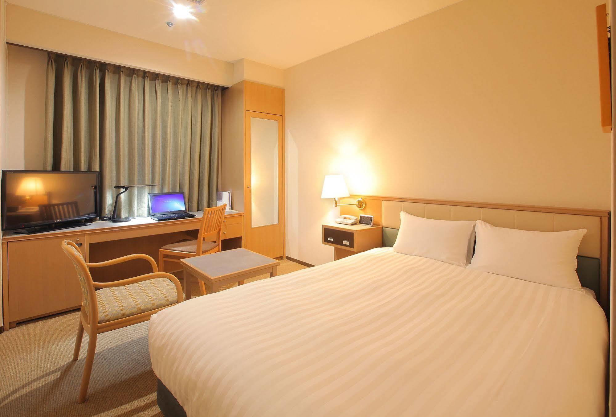 Odakyu Station Hotel Hon-Acugi Kültér fotó